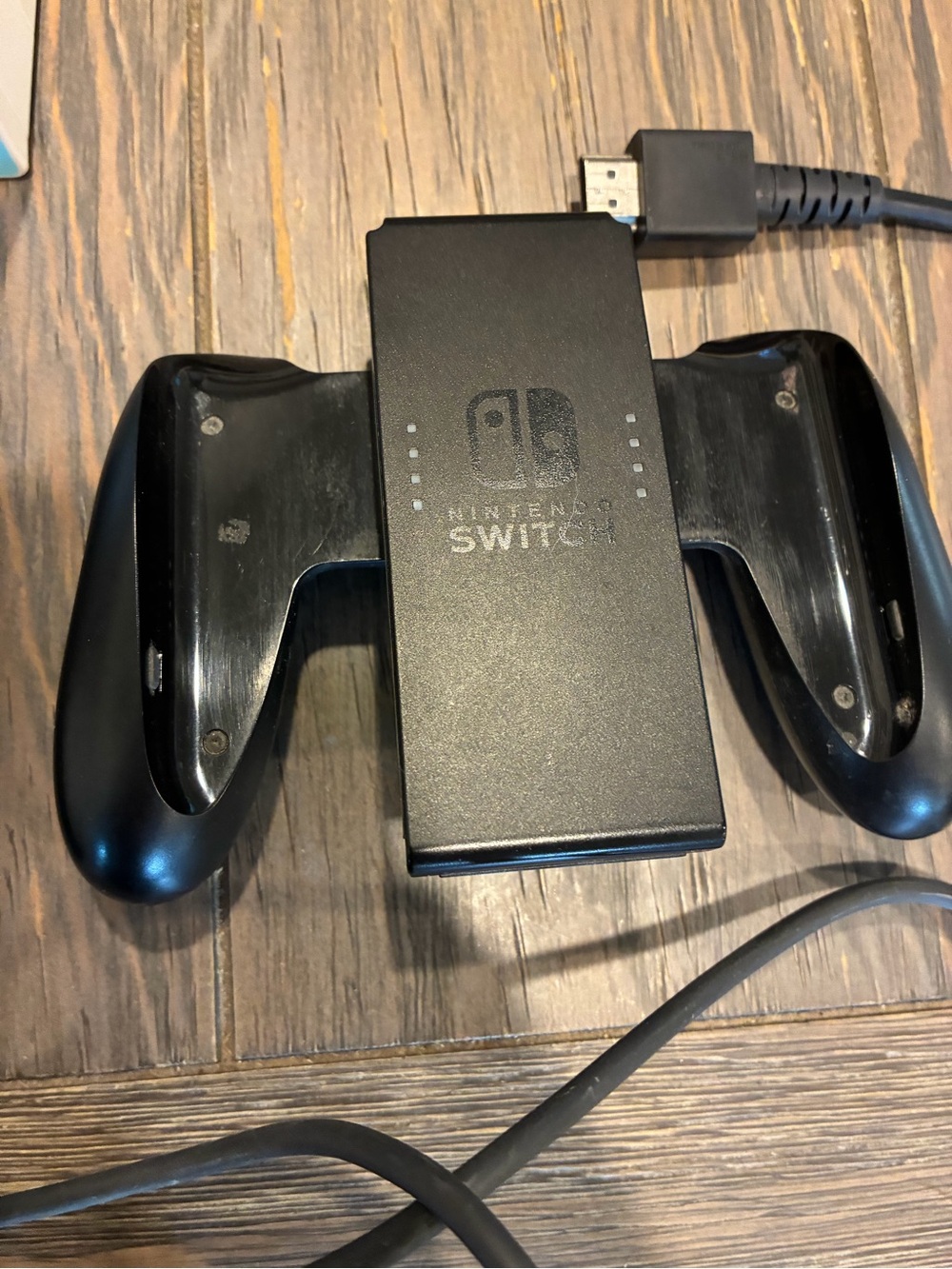 Nintendo Switch - Picture 2 of 10